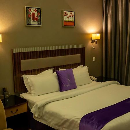 Elite Al Hamra - Al Cornich Aparthotel Jeddah Bagian luar foto